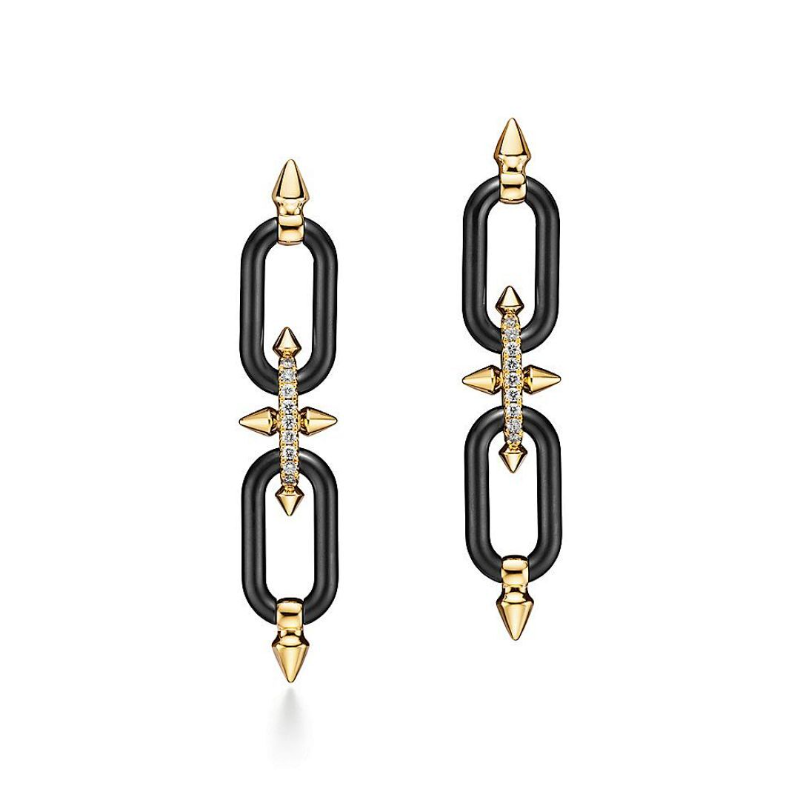 A1240   Women's new fashionable earring jewelry